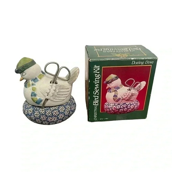 Jasco Vintage Christmas Bird Sewing Kit Fine Bisque Porcelain Dozing Dove #585 - Picture 1 of 15